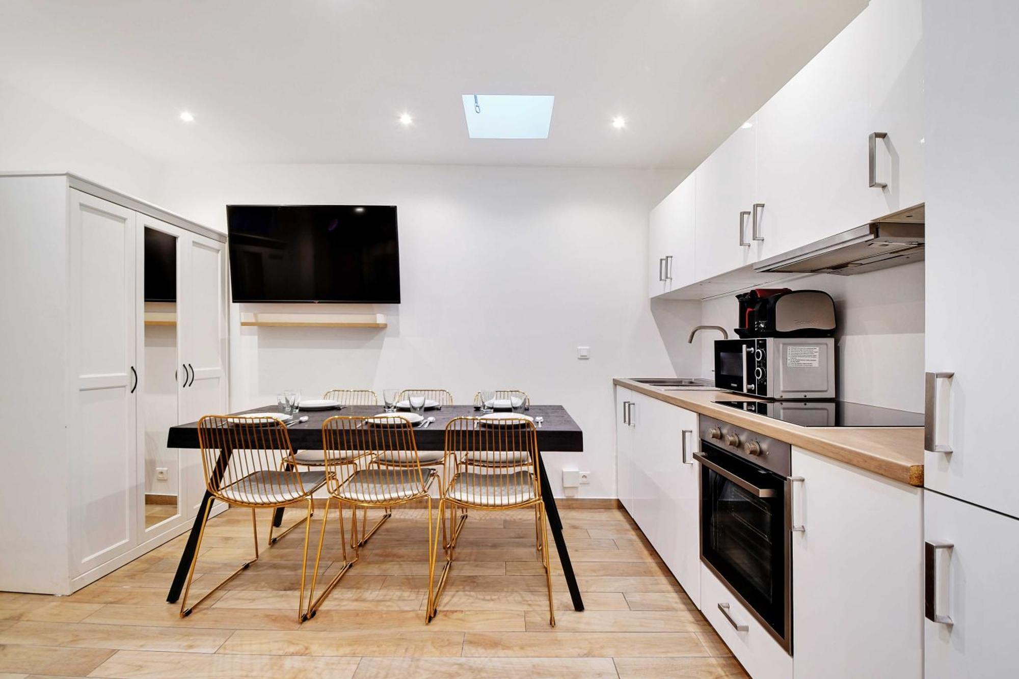 Enchanting 2 Bdr Parisian Apartment Ngoại thất bức ảnh